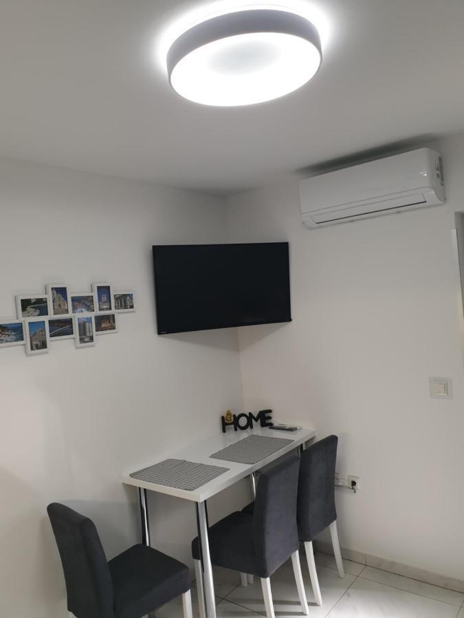 Apartment Ema 자다르 외부 사진